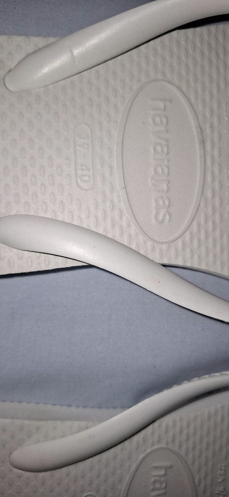 Havaianas quadradas sim