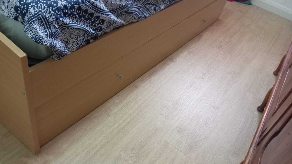 Estúdio de solteiro em boas condições - Ideal para Criança ou Jovem