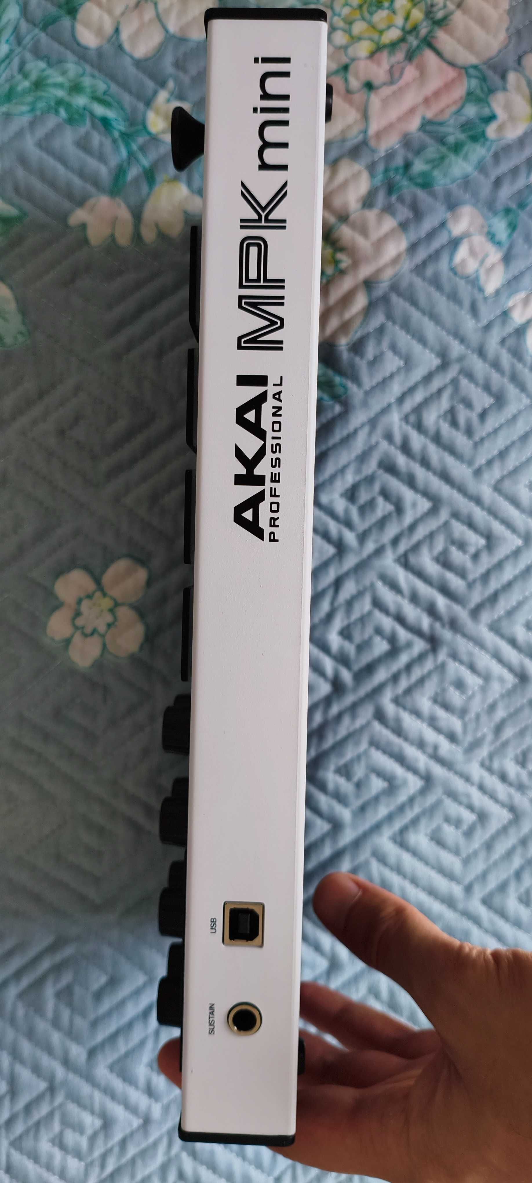 Midi klawiatura Akai MPK Mini Mk3 (szary) + software + sound packi