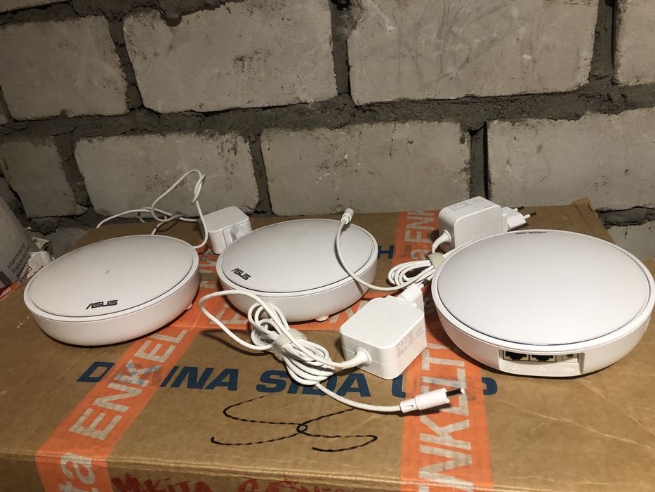 Router Asus Lyra Mesh WiFi model ac2200