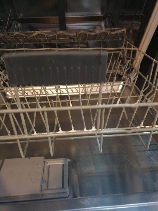 Посудомийна машина Neff