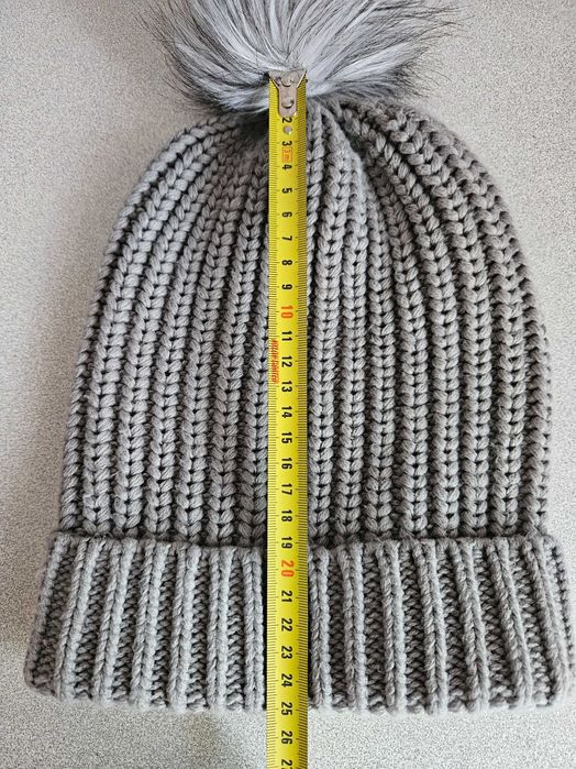 Шапка жіноча COLINS