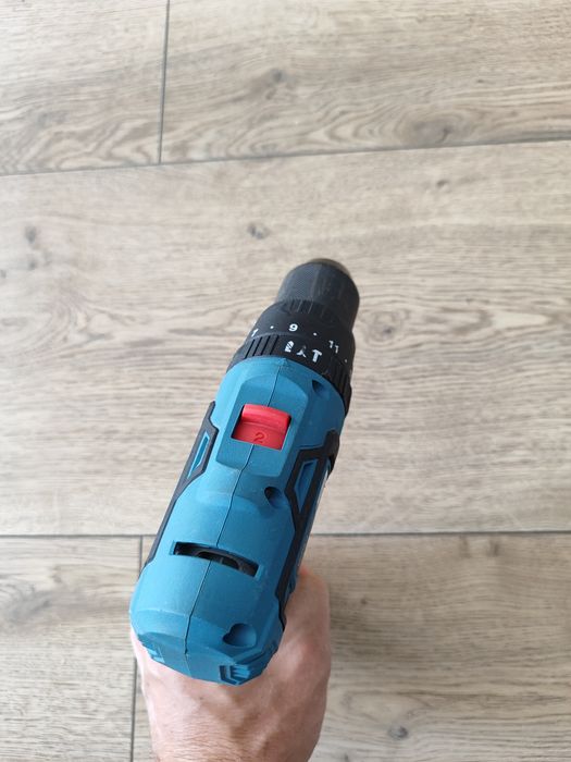 Wkrętarka udarowa Erbauer 18v, rok produkcji 2023