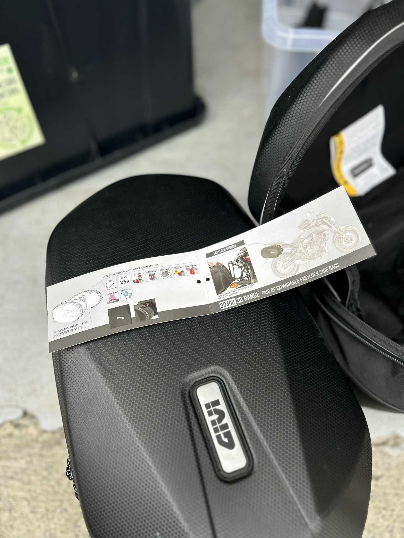 Mala e acessórios de viagens GIVI