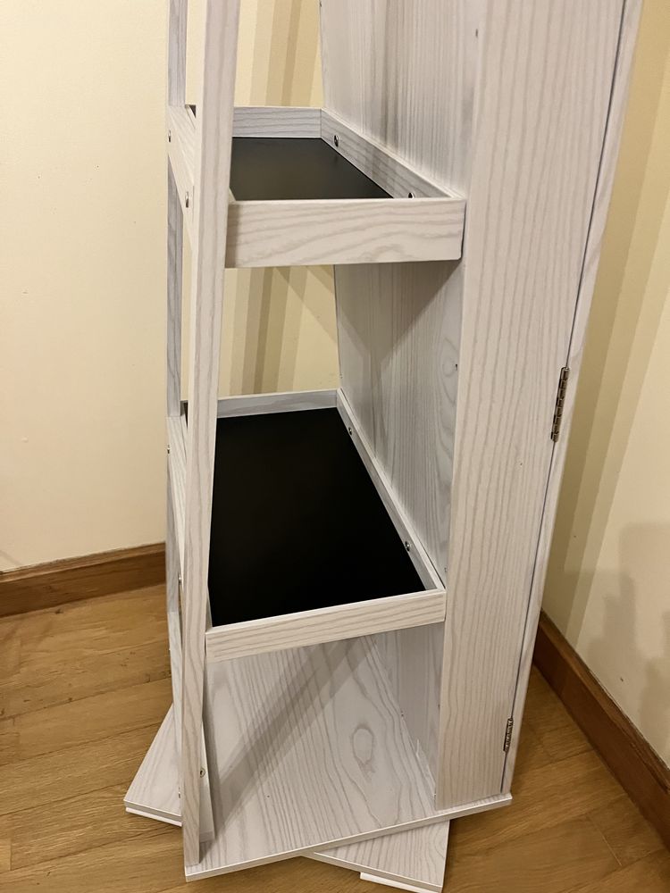 Movel para joalharia e mesa de cabeceira