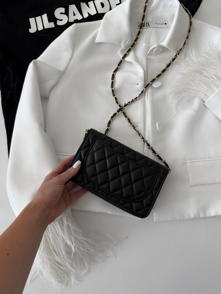 Czarna torebka chanel
