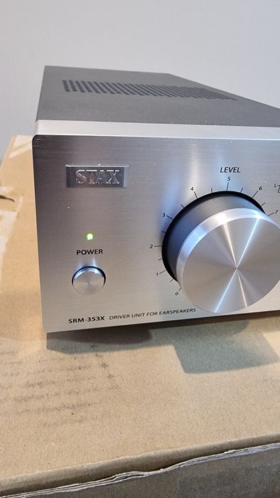 Stax SRM-353X твердотільний підсилювач для електростатичних навушників