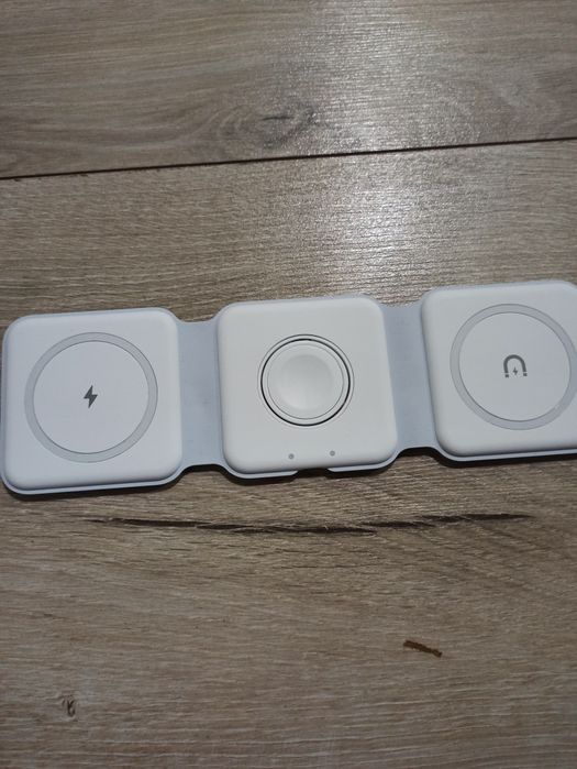 Składana bezprzewodowa ładowarka magnetyczna 3w1