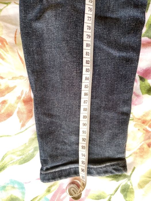 Sprzedam jeansy Reserved 36