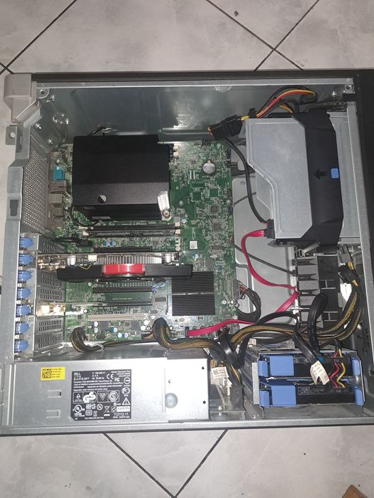 Komputer stacjonarny DELL intel xeon E5