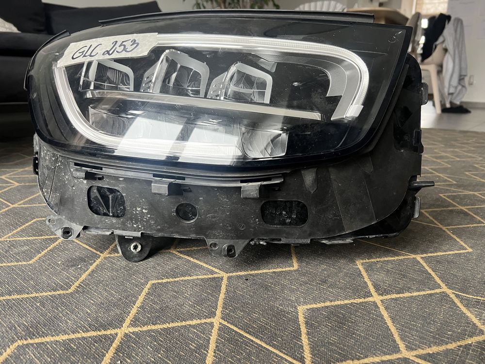 Relfekrot lampa prawa Mercedes Benz GLC W253 lift full led 19-