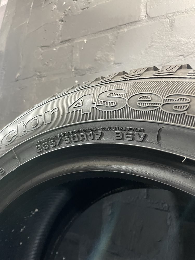 4шт 235/50 R17 Goodyear Vector 4 Season