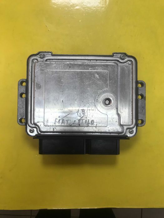 Блок управління двигуном  FIAT STILO 1.9 JTD 0281012862