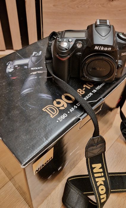 Aparat Nikon D90 sam korpus. niski przebieg 12tys.