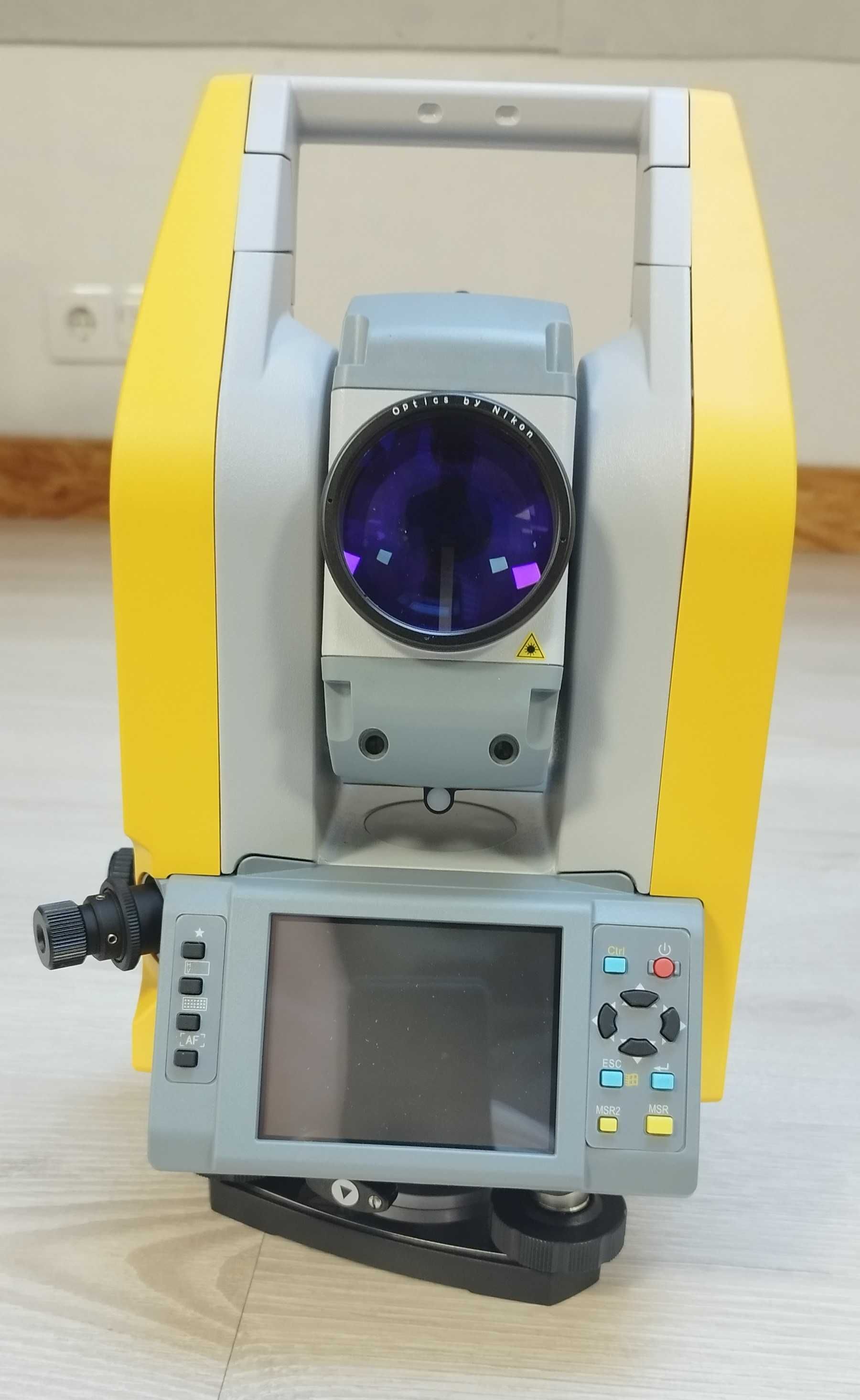 Estação Total Mecânica TRIMBLE C5 5''
