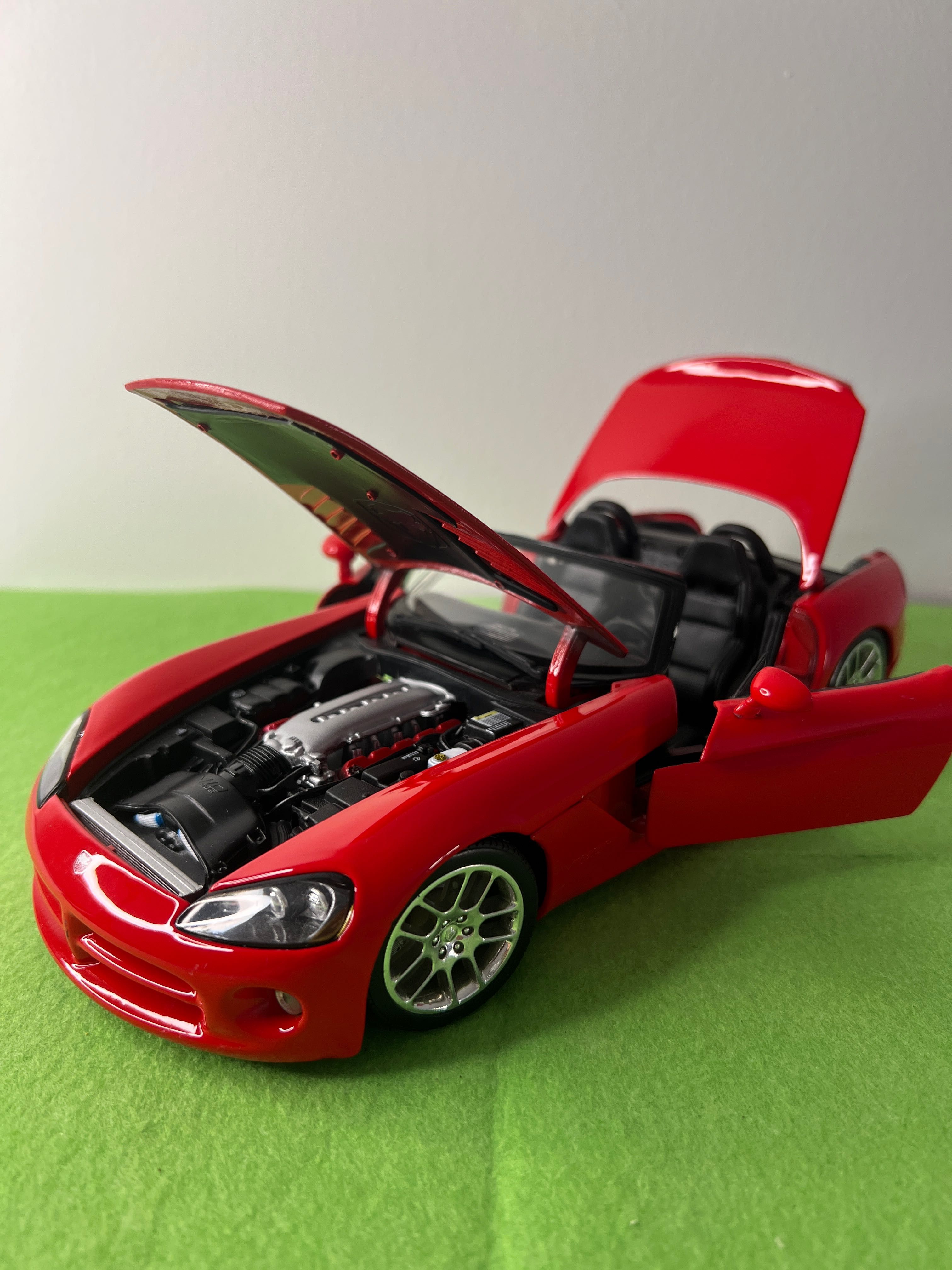 Dodge Viper SRT-10 Maisto 1:18 Vermelho – Muscle Car Icónico