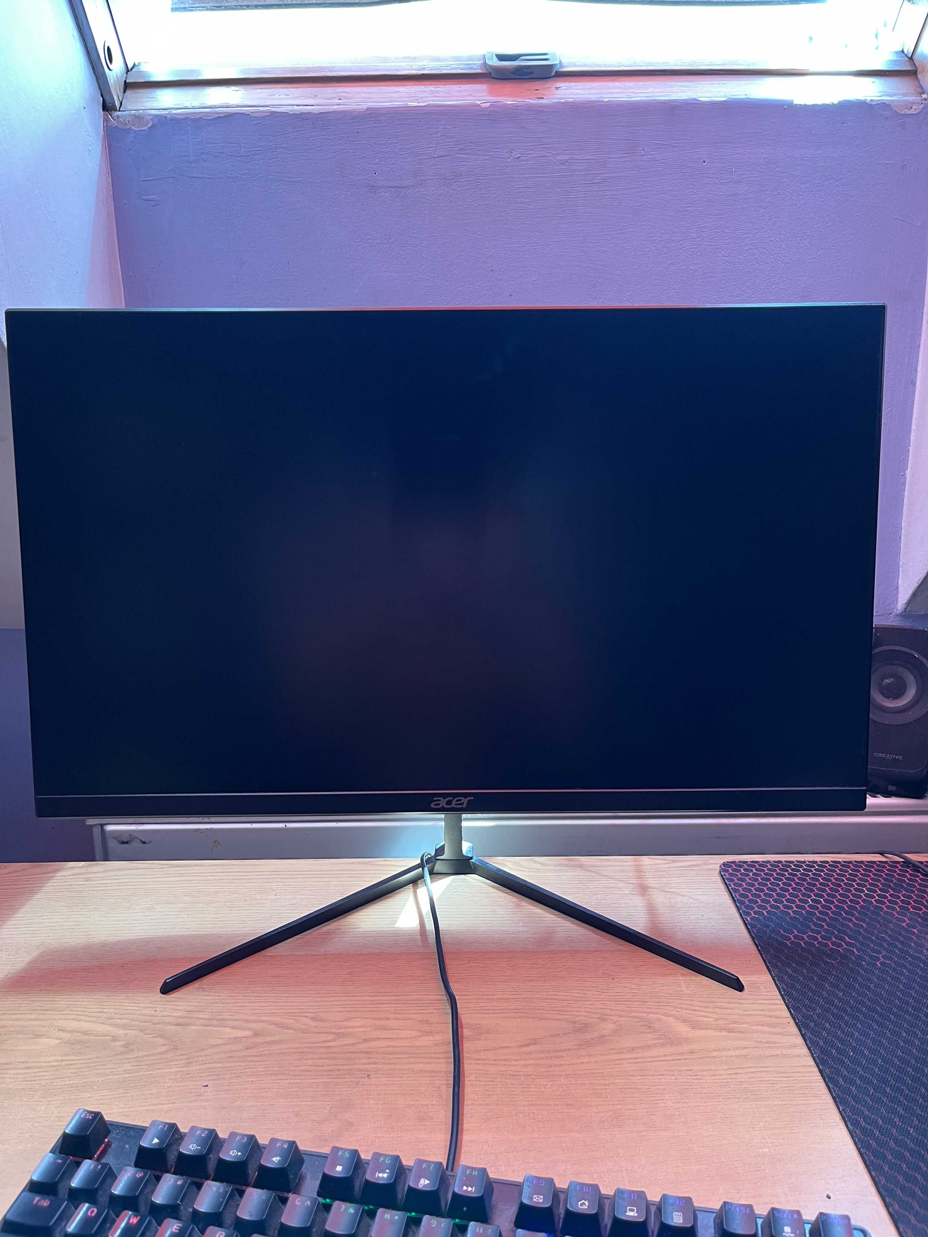 Komputer + Monitor