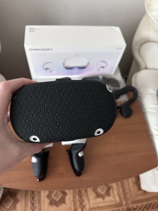 Продам Meta Quest 2 128 gb (VR, Oculus, вр шлем)