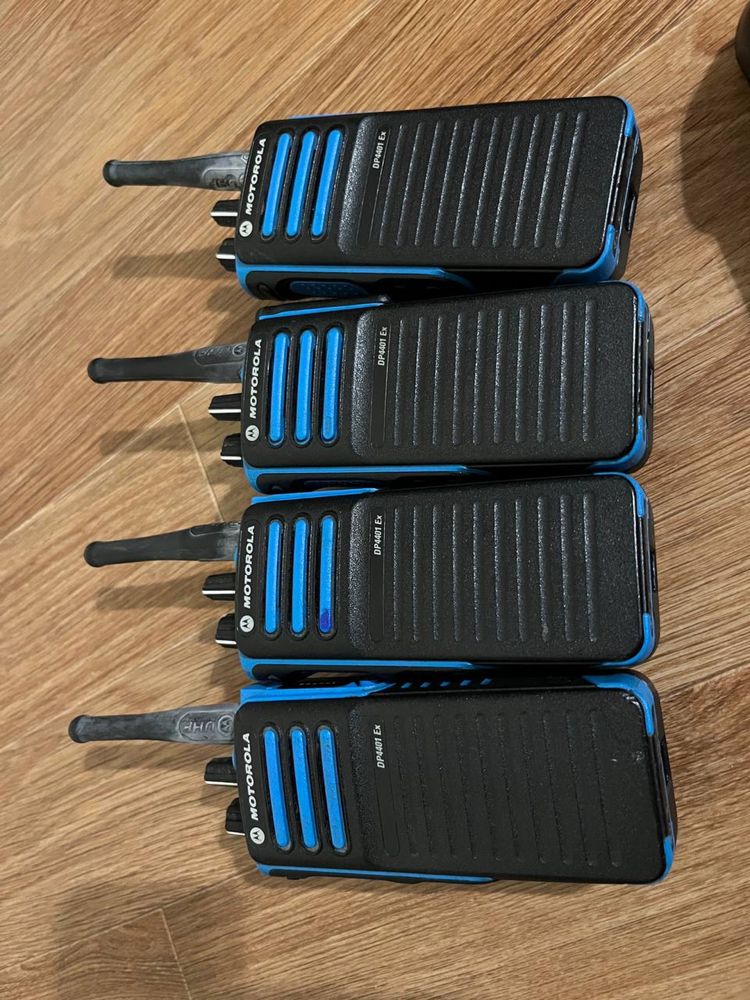 рації комплект Motorola DP4401Ex 4шт