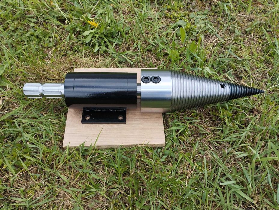 Łuparka świdrowa do drewna 100mm / do ciągnika WOM / świder stożek