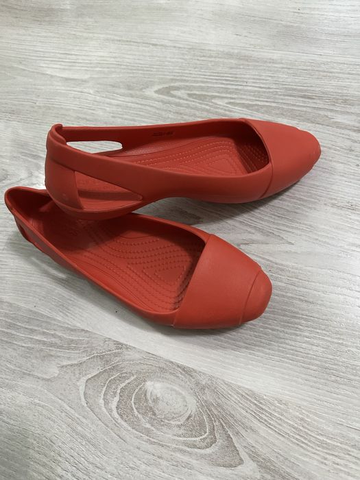 Босоножки CROCS 38-39