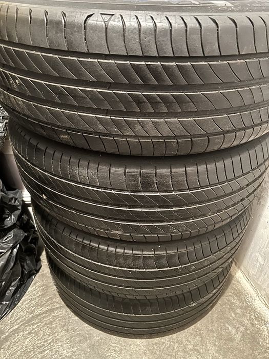 Opony Michelin Primacy 4 215/60 R17 96H