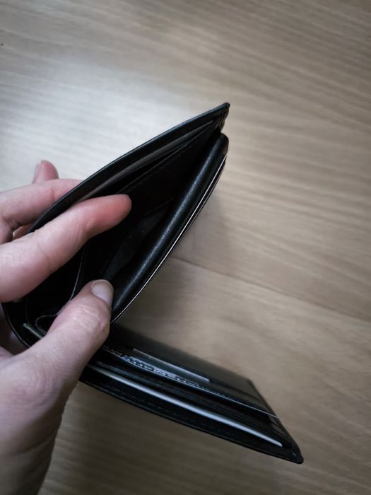 Vendo carteira de homem preta