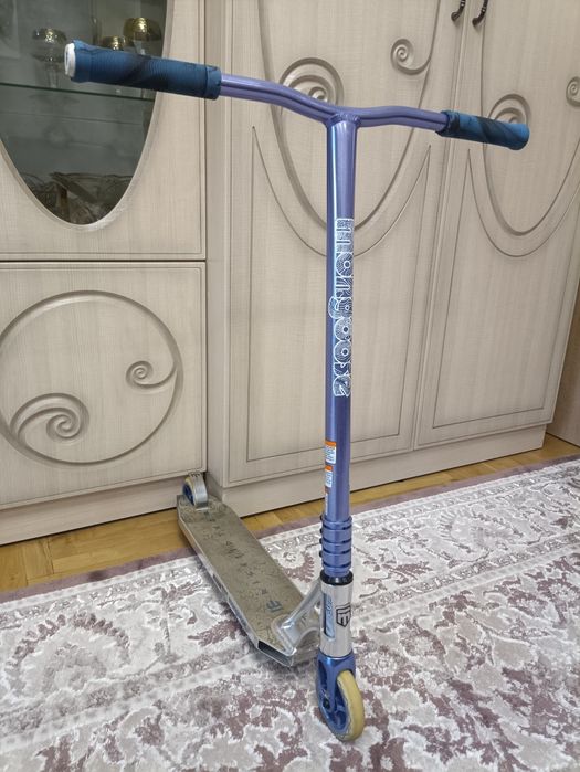 Самокат Mongoose mng rise 110 team freestyle scooter