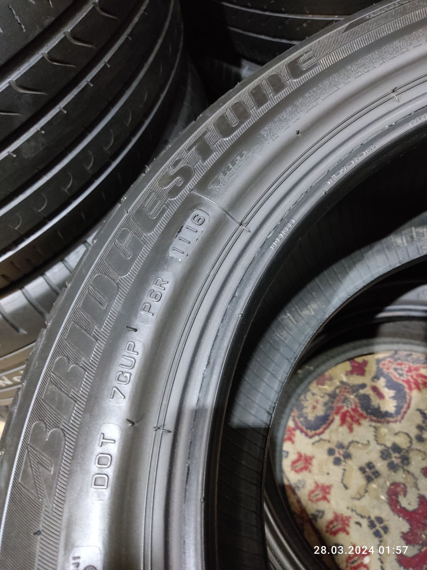 R17 225/55 Bridgestone. 6+мм. 2шт.