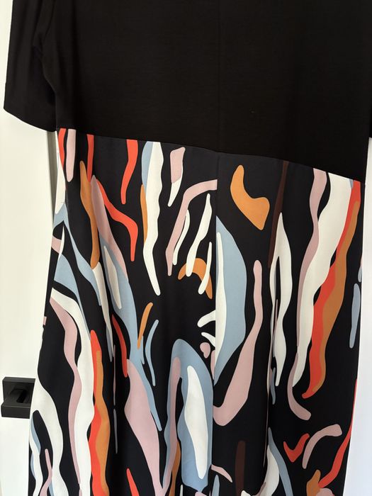 Wizytowa sukienka rozm 46 unikatowy fason