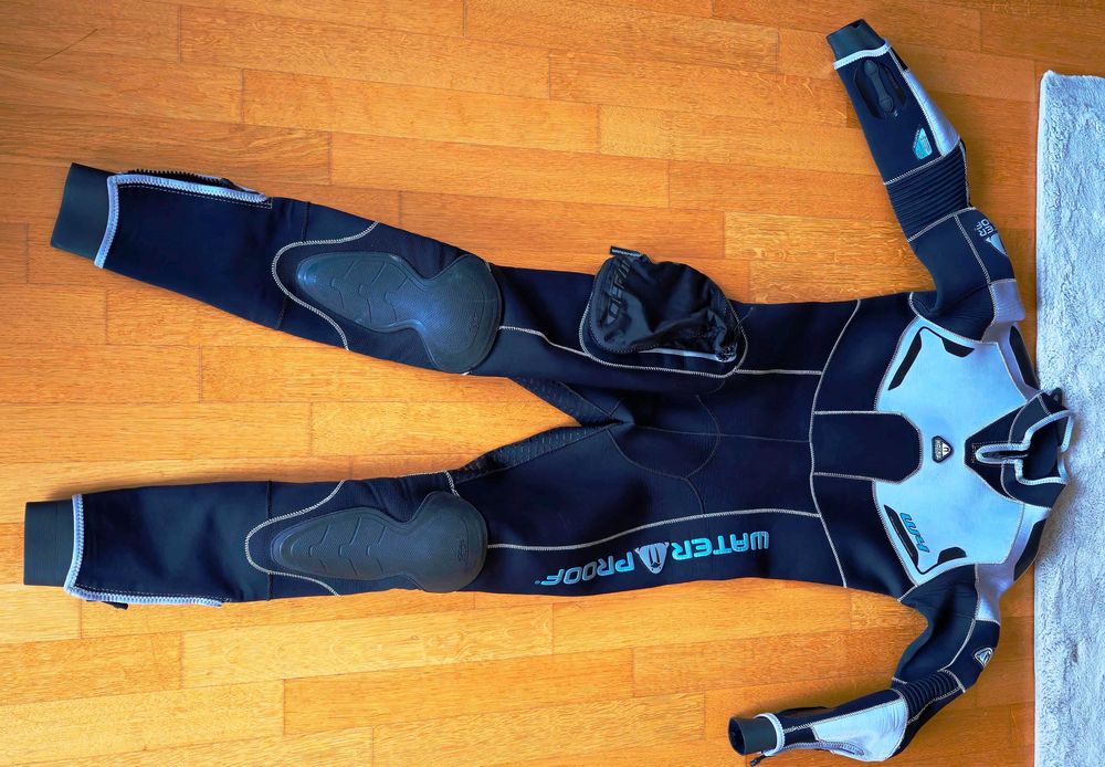 Skafander nurkowy Waterproof Półsuchy 5mm _ rozmiar M/L