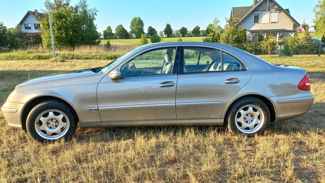 Mercedes Benz E  klasa  1.8 Kompresor 2004r