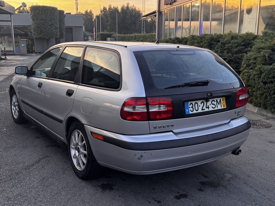 Volvo v40 2001 GPL