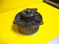 Мотор вентилятор моторчик печки Mazda 121 Mazda Demio  194000-0422