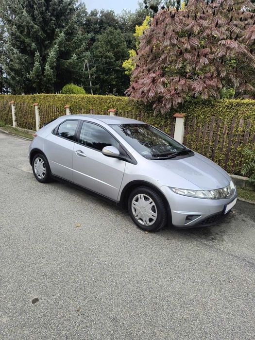 Honda Civic Hatchback 1.4l 83 km UFO