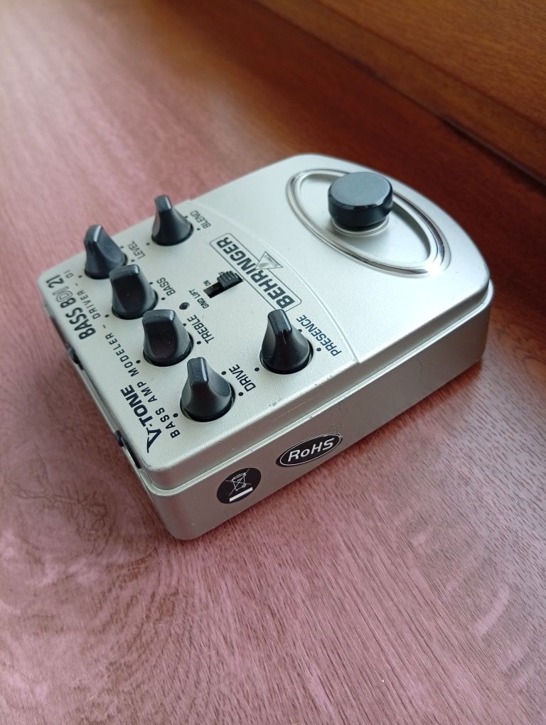Behringer BDI 21 Preamp basowy Driver overdrive gitara basowa bass