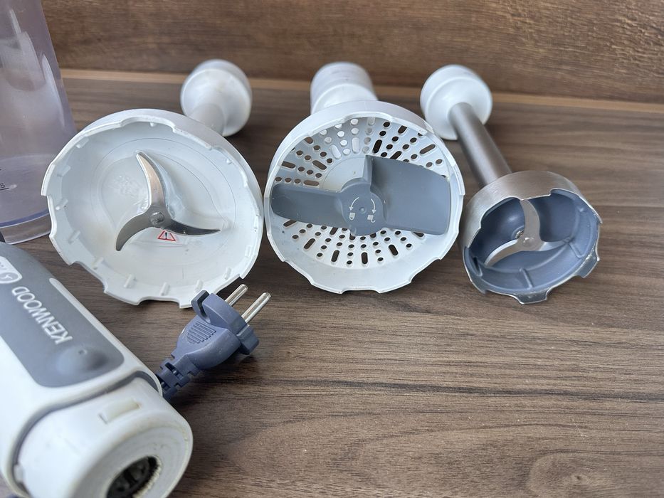 Продам Блендер Kenwood  700W