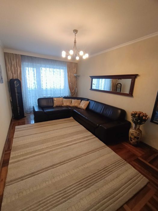 Продам 3-х к.квартиру Космос.