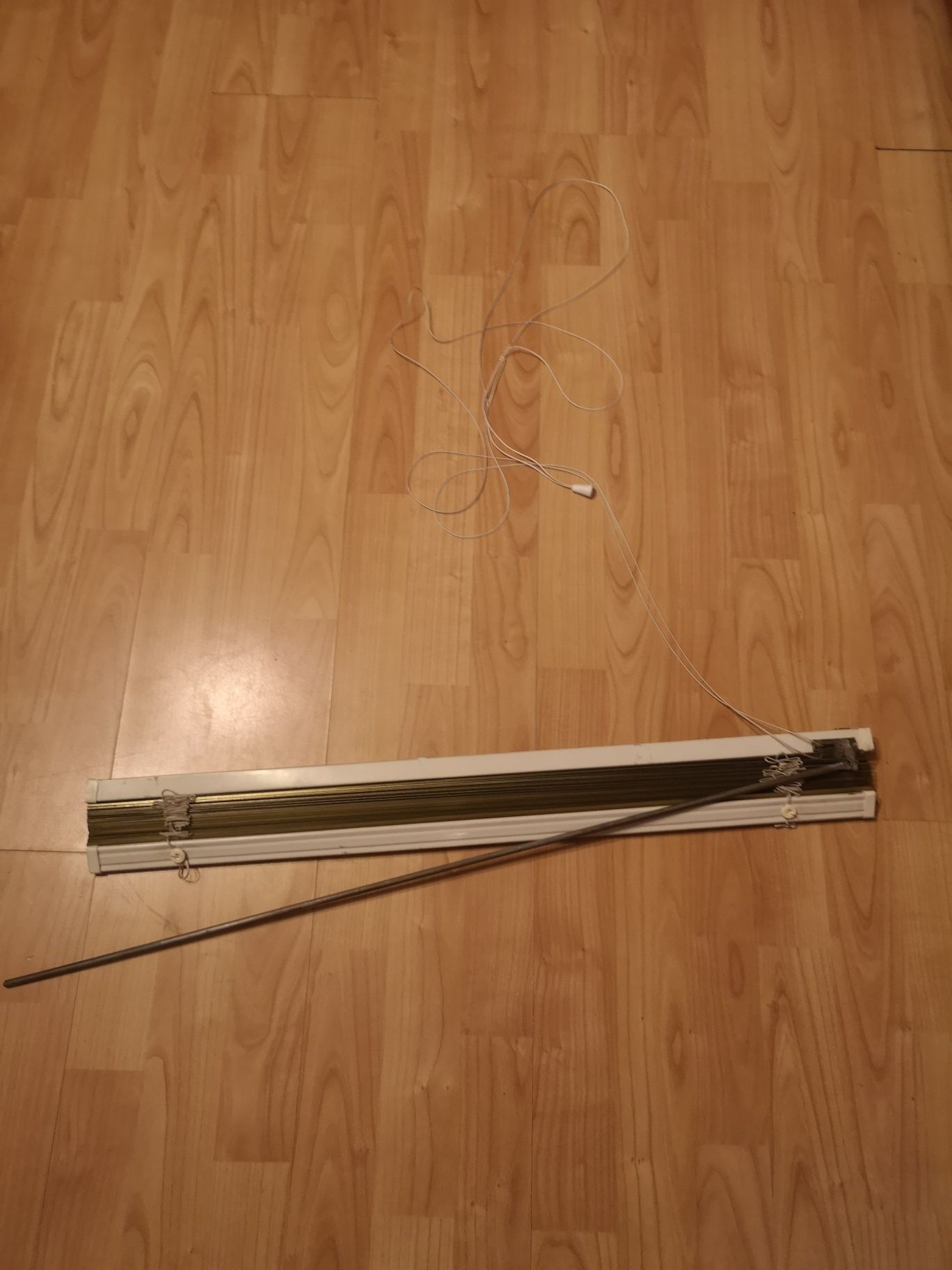 Żaluzje aluminiowe kolor złoty 2 szt.
