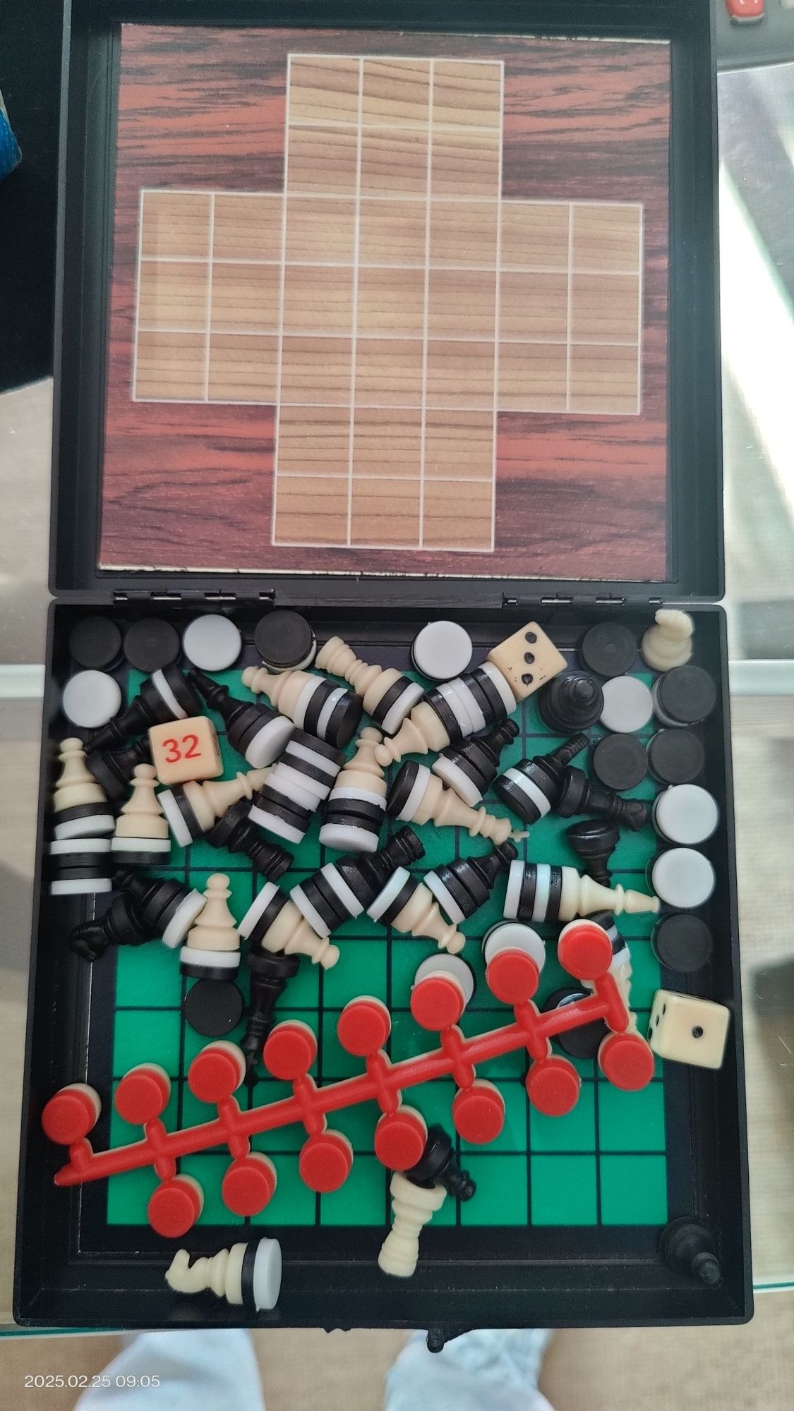 Magnetic Compendium of 5 games