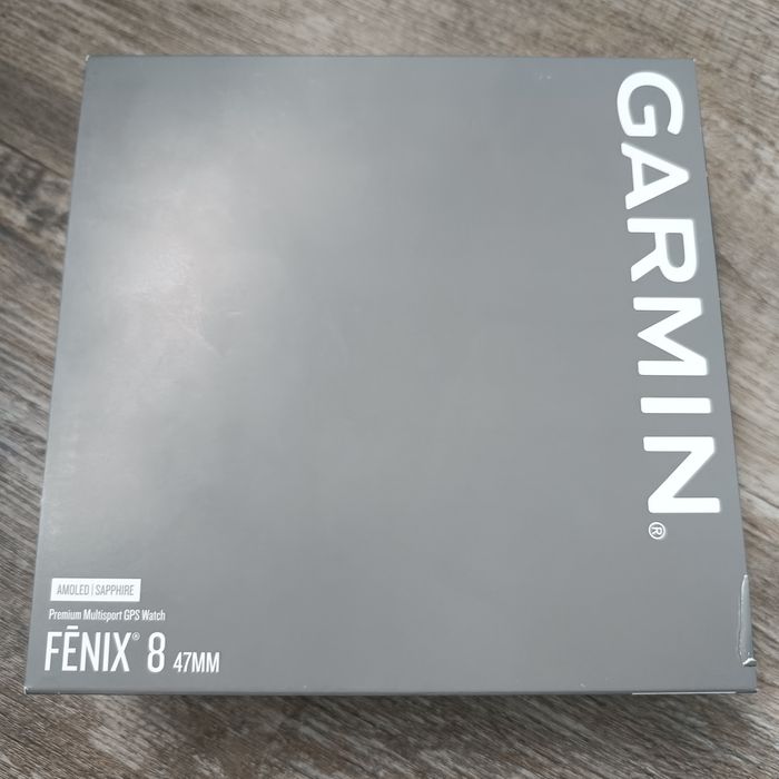 Коробка Garmin fenix 8 - 47 mm