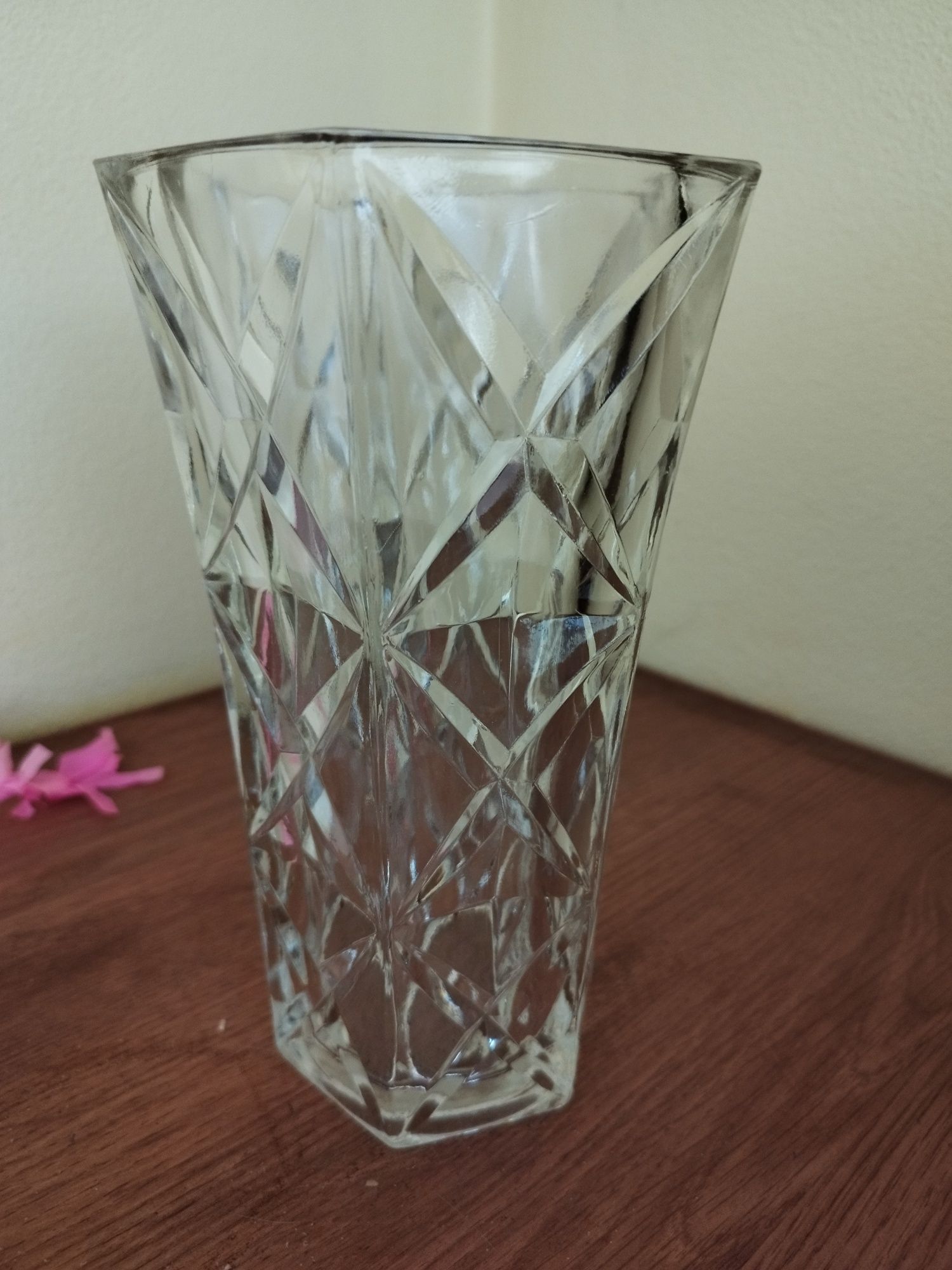 Flakon-wazon  z grubego szkła