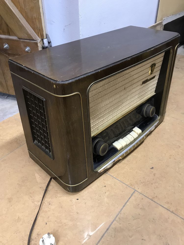 Radio grundig 2035 3D klang stare PRL SPRAWNE