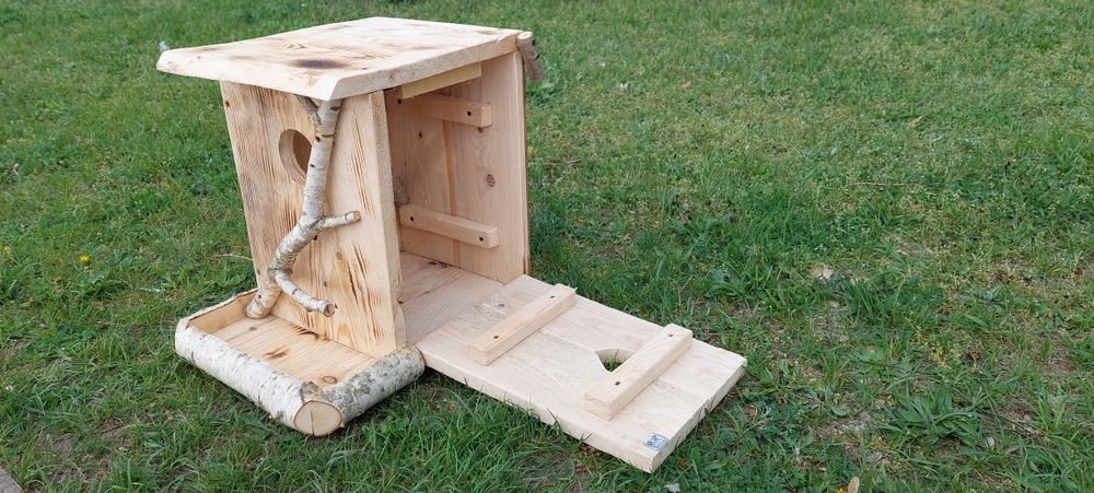 Domek dla wiewiórki Hodowlanej