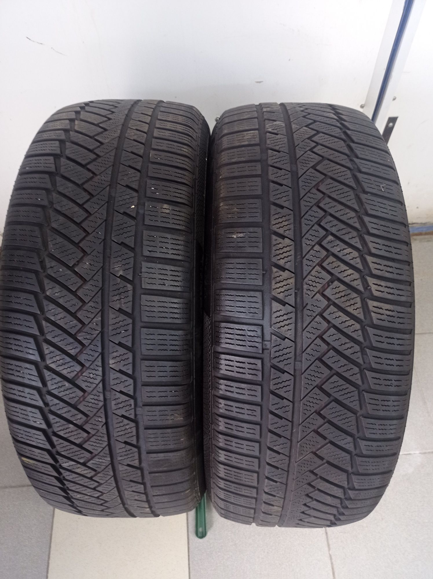 Шини 255/45/R20 Continental