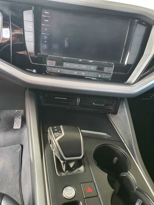 VW Touareg Elegance/Sem acidentes/cheio de extras/Revisões sempre VW