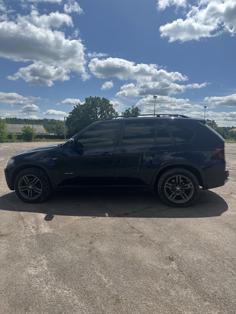 BMW X5 3.0 бензин