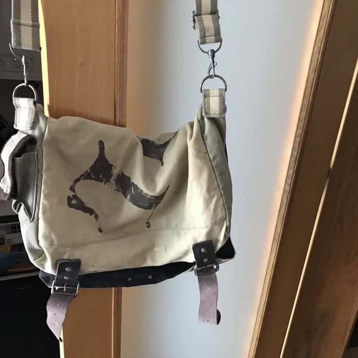 Mochila vintage  da Pepe Jeans com algumas marcas