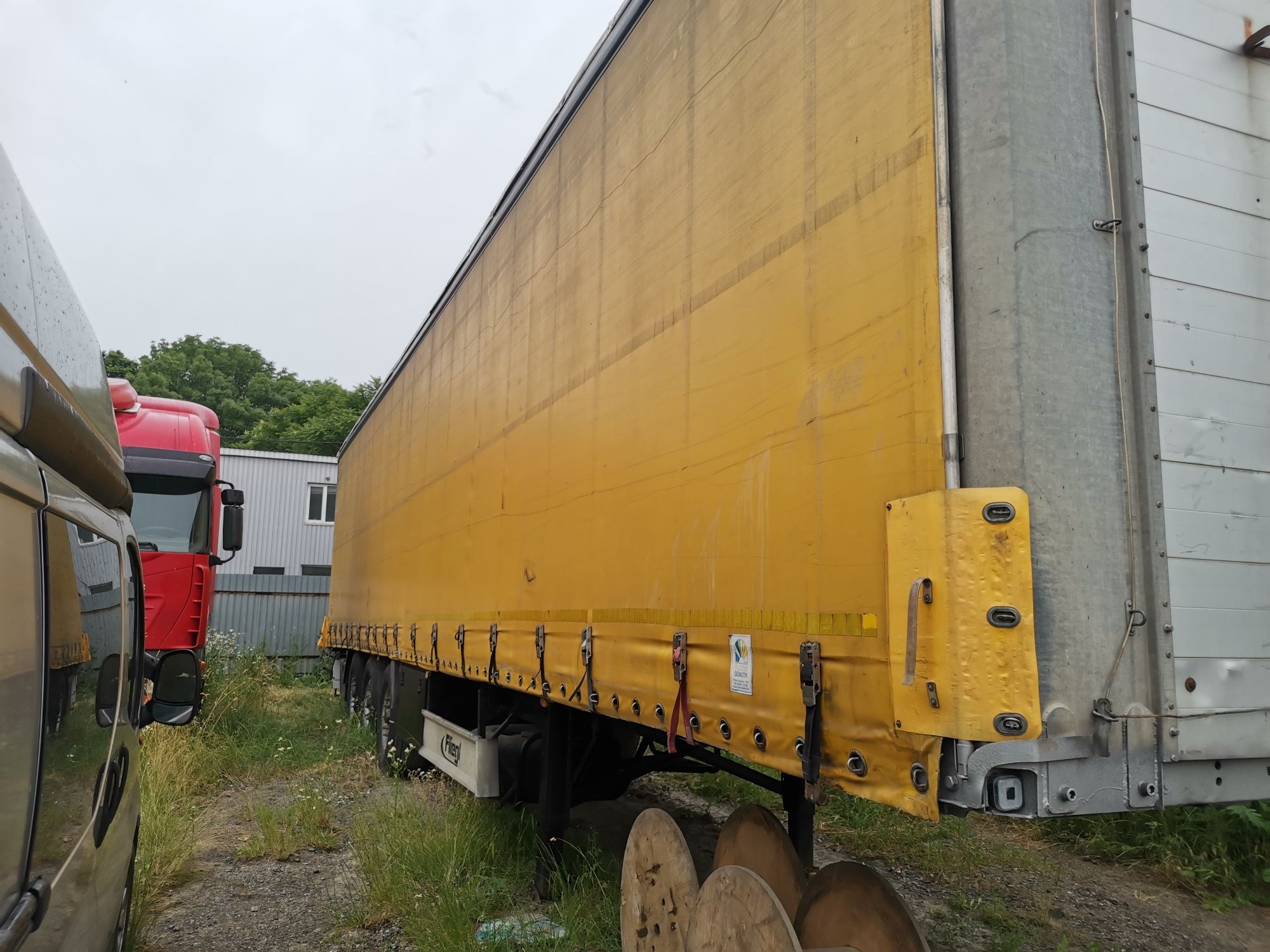 Fligel Smitz Wielton Krone  напівпричіп штора рейсовий стан