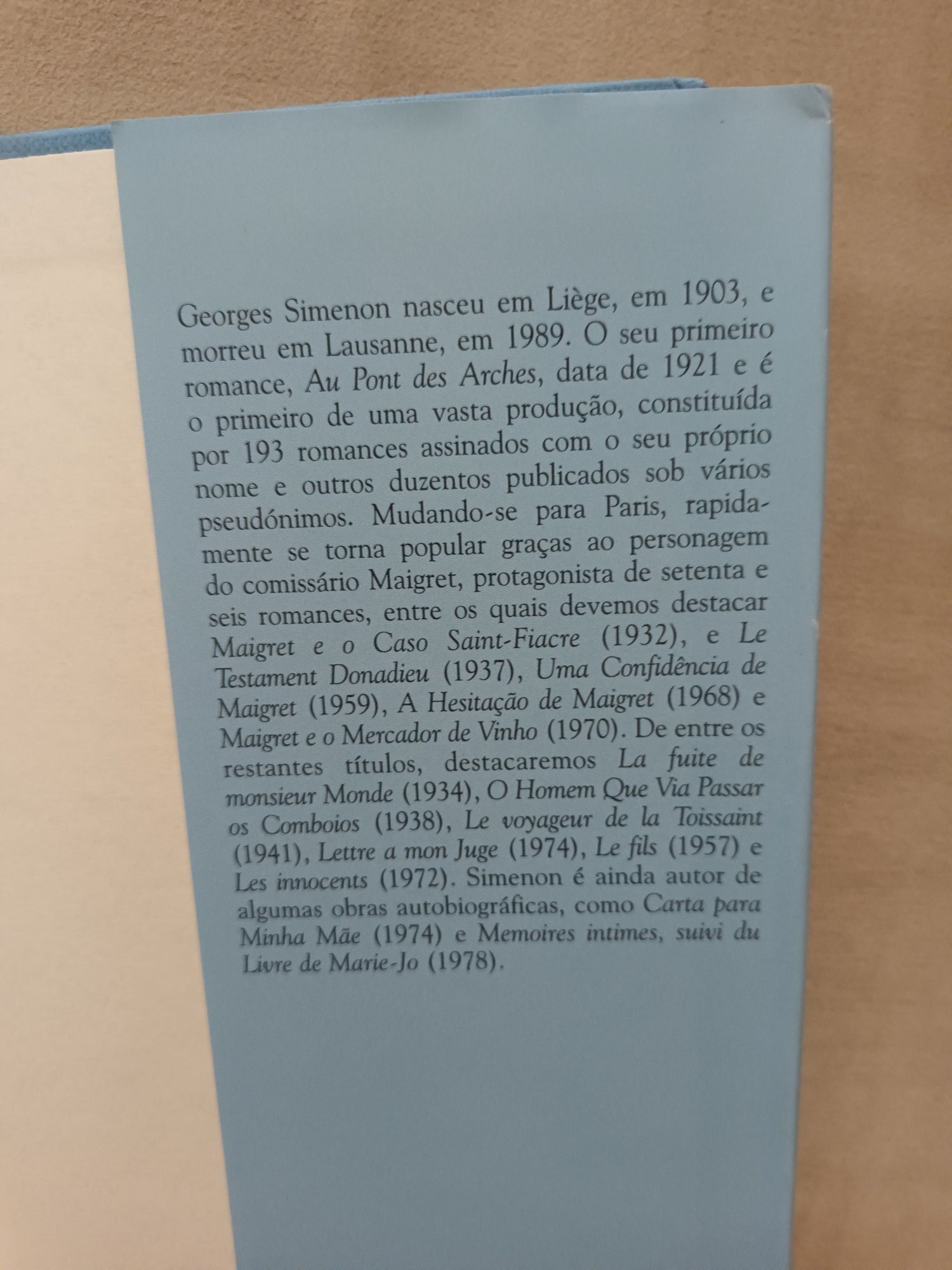 O Homem que via Passar os Comboios, de Georges Simenon